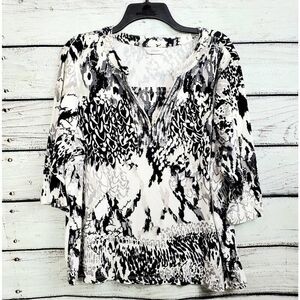 CJ Banks 2x Plus Black/White Floral Top